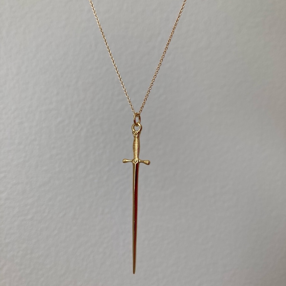 Vanessa Mooney sonnet of the sword gold dagger pendant necklace - Picture 6 of 12
